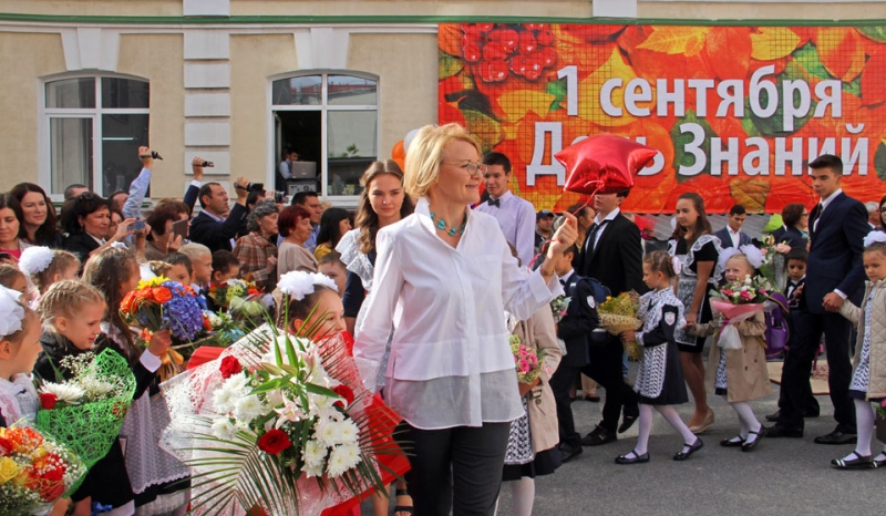 День учителя в 2020 году: какого числа и в каких странах празднуется 