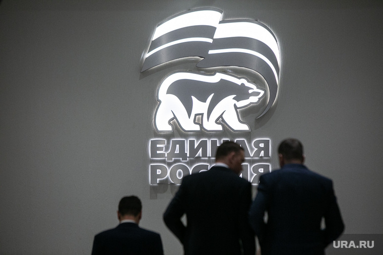 Губернаторов отправляют на выборы в Госдуму