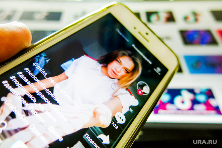 Как зарабатывать в TikTok и что умеет обезьяна Илона Маска