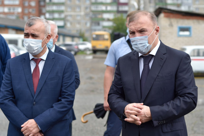Муниципалитеты Адыгеи получили новые санитарные автомобили для сельской местности