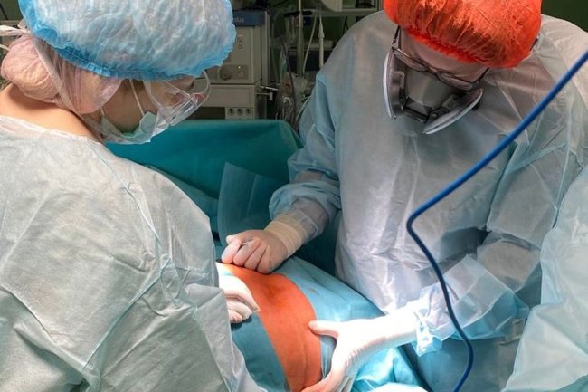 В Петербурге пациентке с COVID-19 удалили опухоль весом в 24 кг