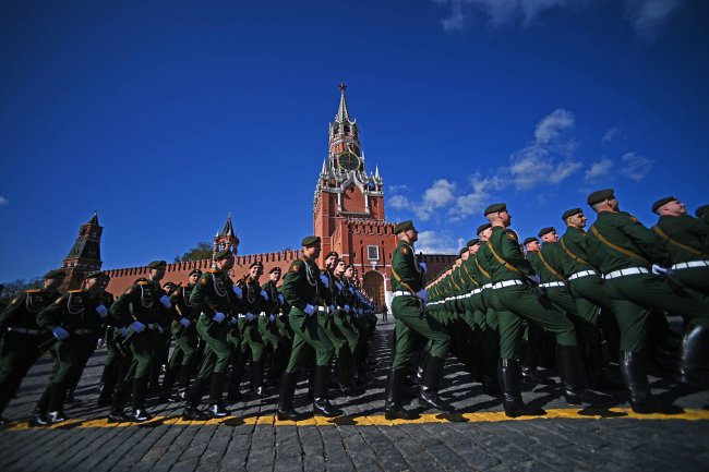 В Москве ограничат движение для репетиции Парада Победы